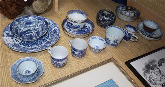 A group of 17th/18th century Chinese export blue and white tea bowls, saucers and dishes